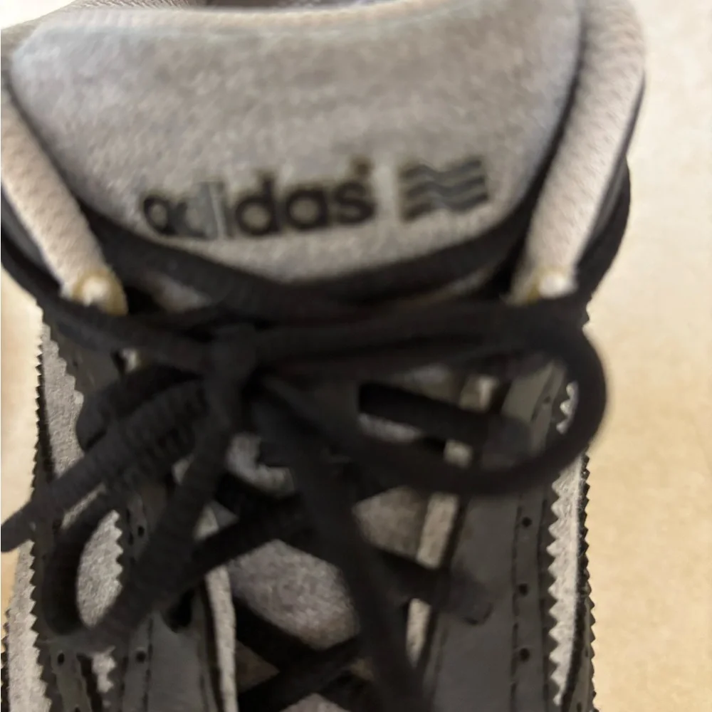 adidas stylish sneakers